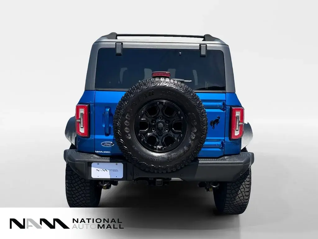 2021 Ford Bronco First Edition 4WD Advanced photo 4