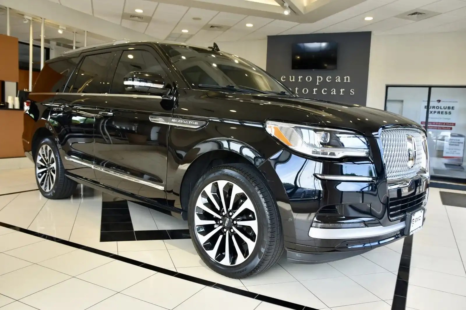 2023 Lincoln Navigator Reserve 4WD's photo