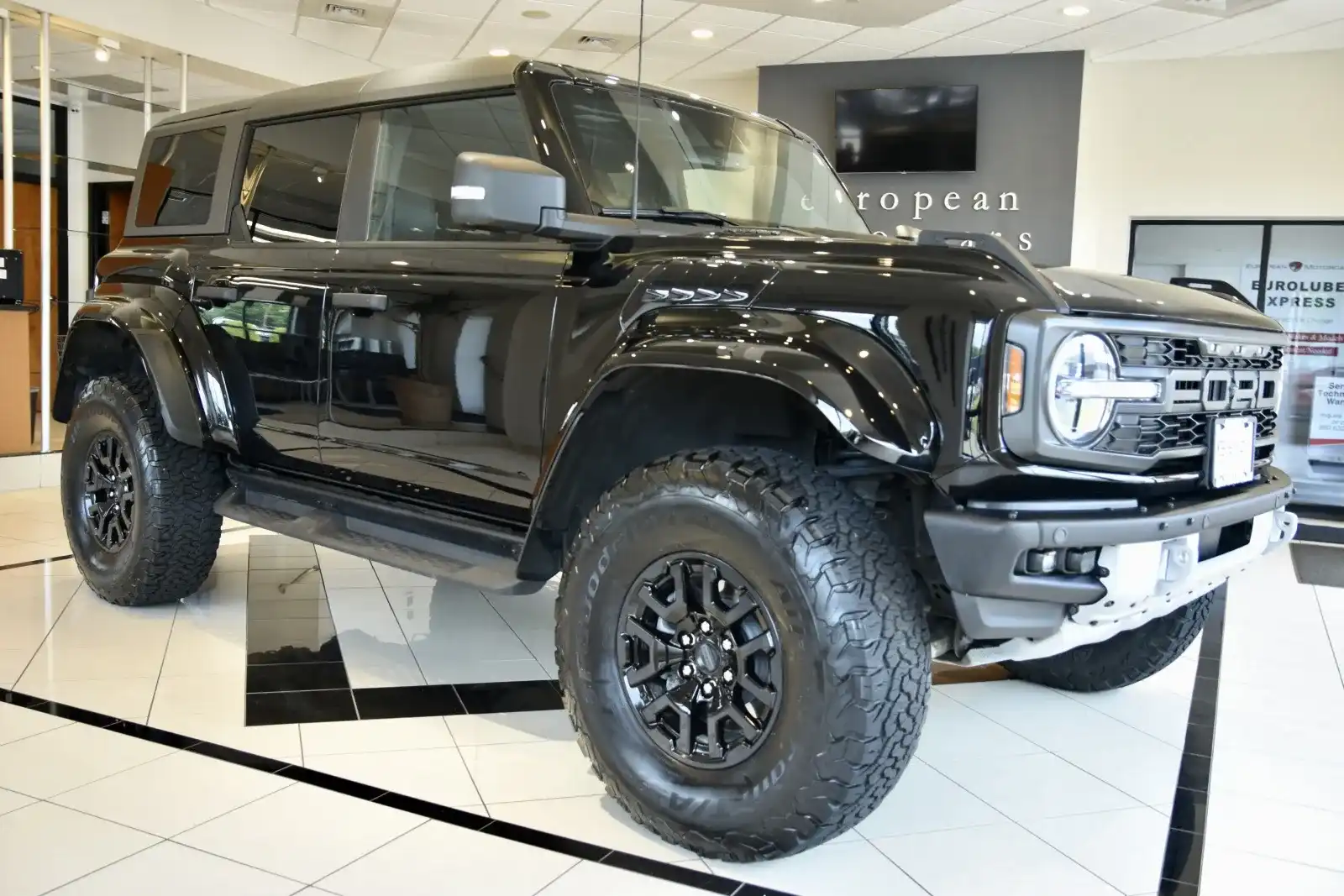 2024 Ford Bronco Raptor 4x4's photo