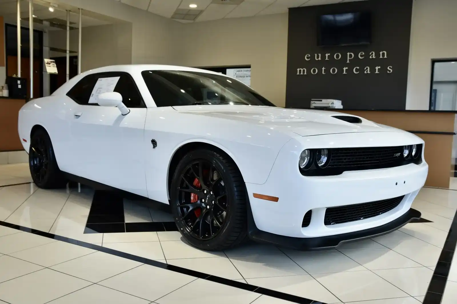 2015 Dodge Challenger SRT Hellcat's photo