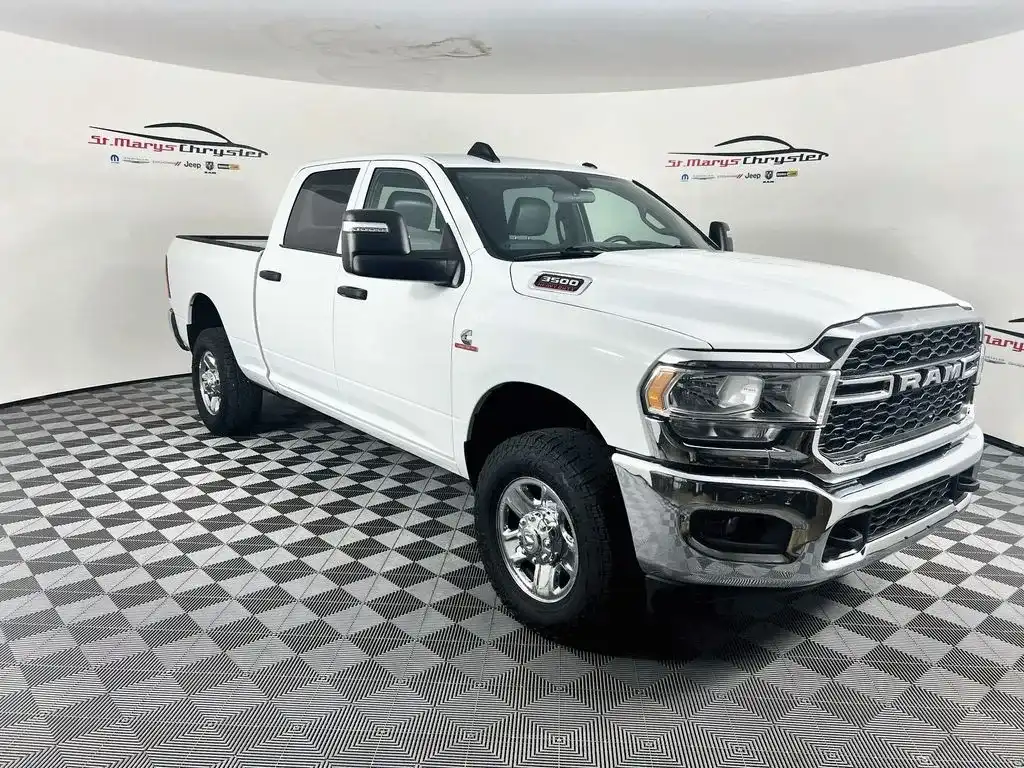 2023 RAM 3500 Tradesman 4X4 Crew Cab SWB's photo