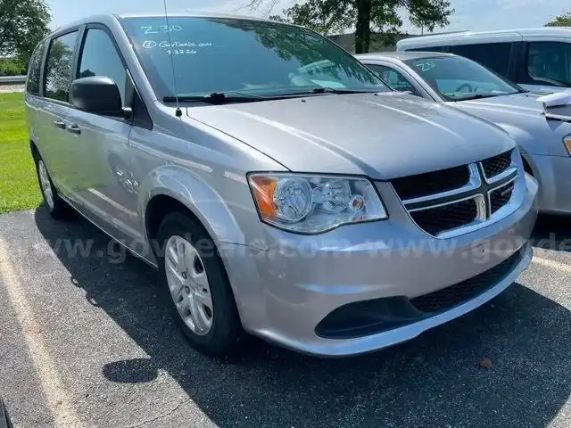 2019 Dodge Grand Caravan SE's photo