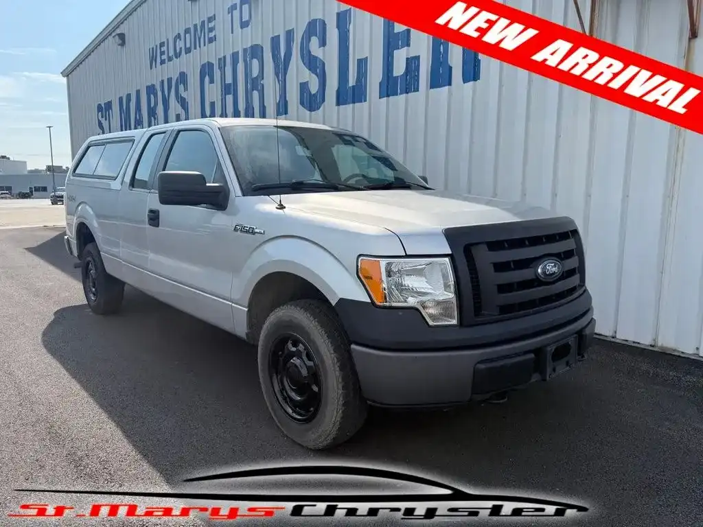 2010 Ford F-150 XL 4WD SuperCab 145 in Styleside's photo