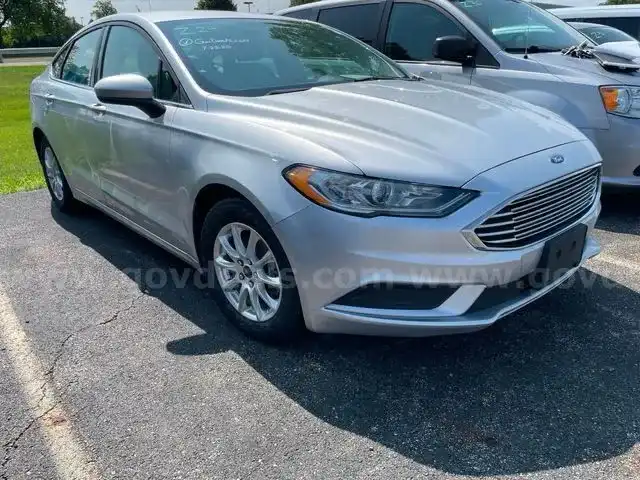 2017 Ford Fusion S FWD's photo