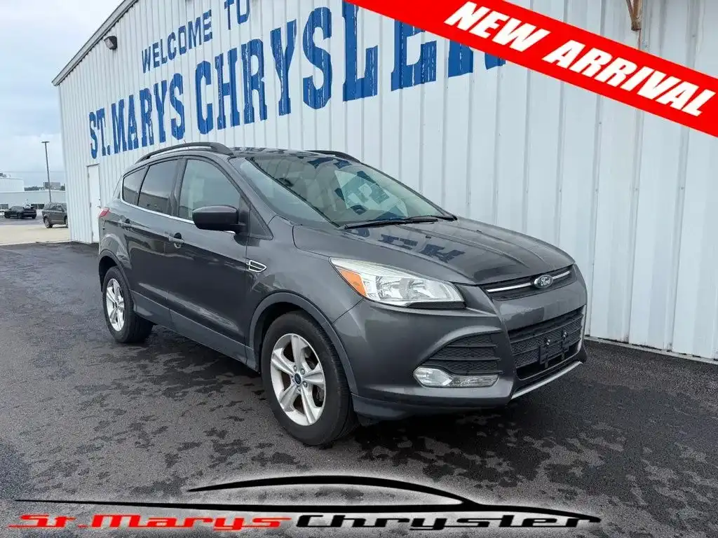 2016 Ford Escape SE's photo