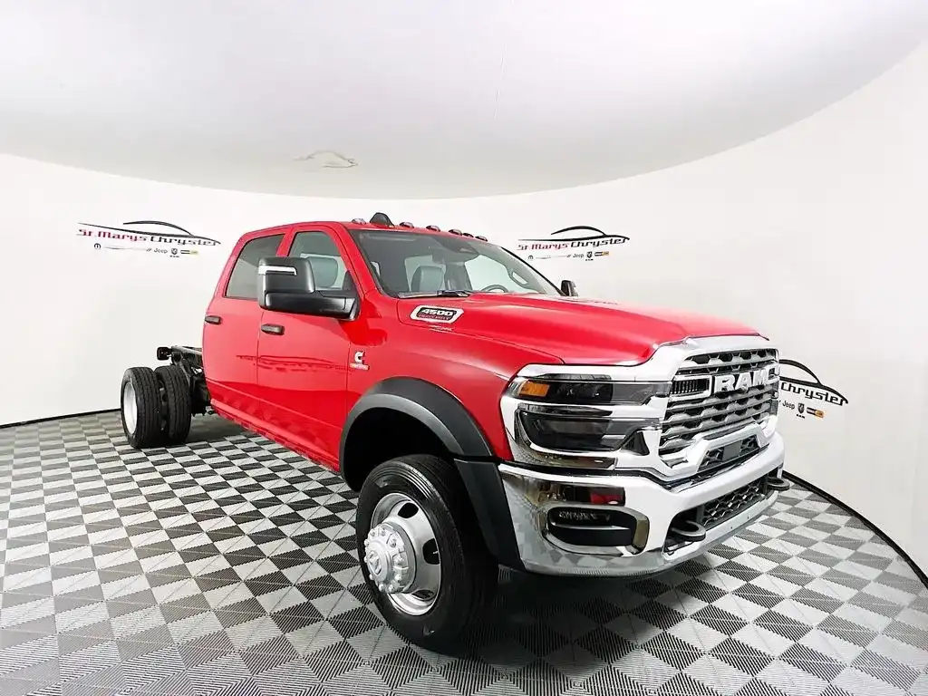 2026 RAM 4500 Tradesman 4X4 Crew Cab DRW 173" WB's photo