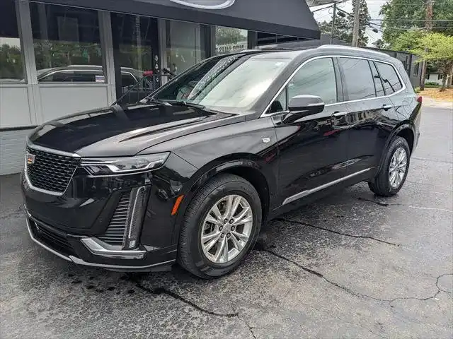 2024 Cadillac XT6 Luxury Auto 4WD's photo