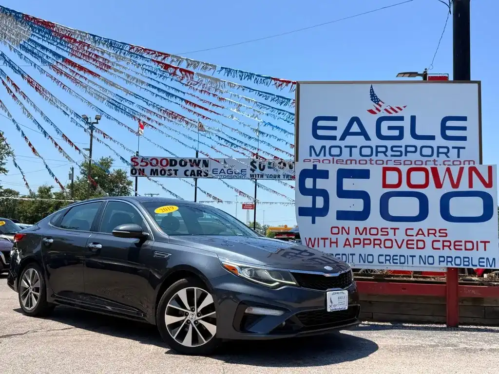 2019 Kia Optima S AT's photo