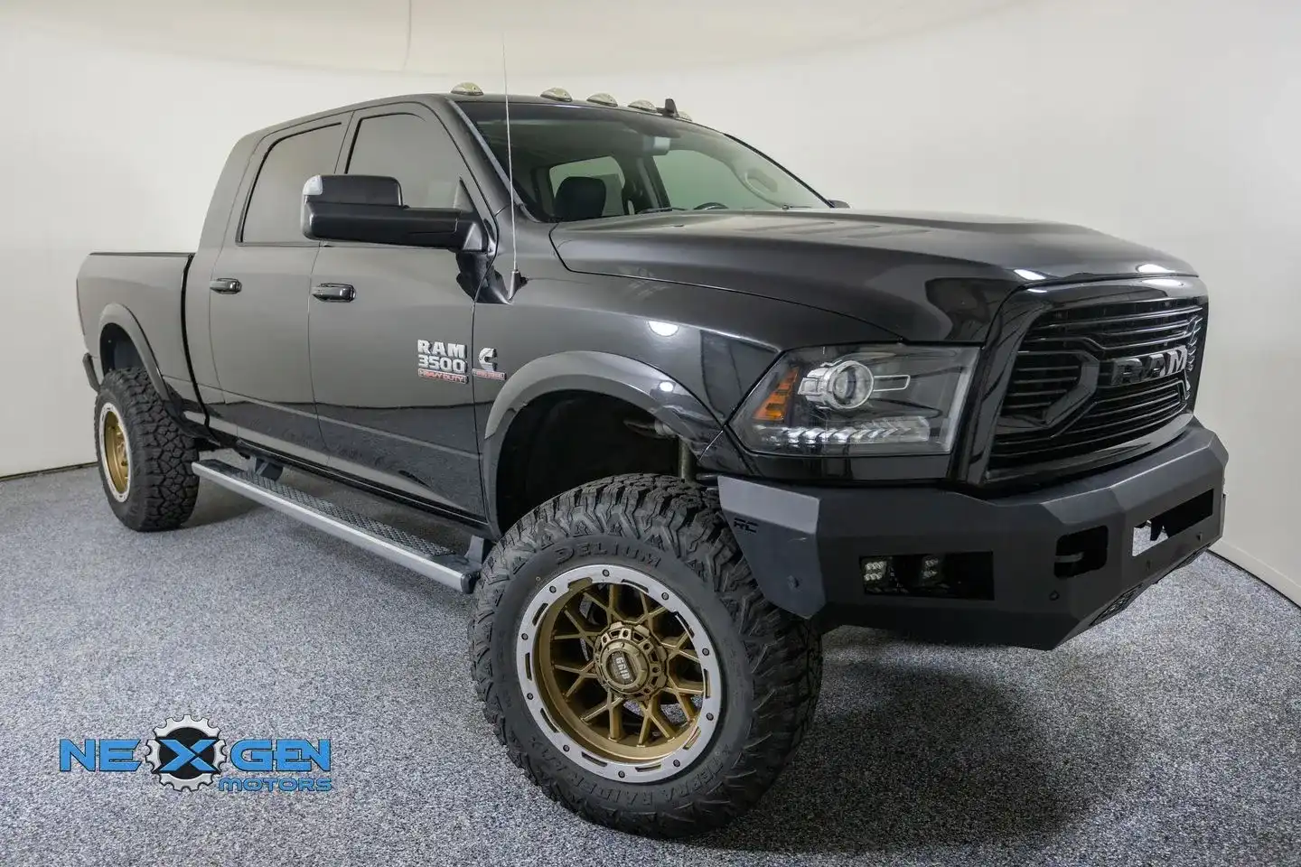 2018 RAM 3500 Laramie 4X4 Mega Cab's photo