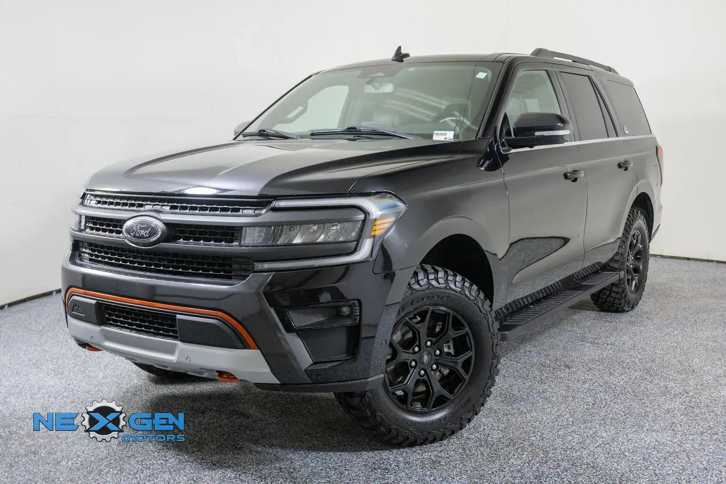 2022 Ford Expedition Timberline photo 3