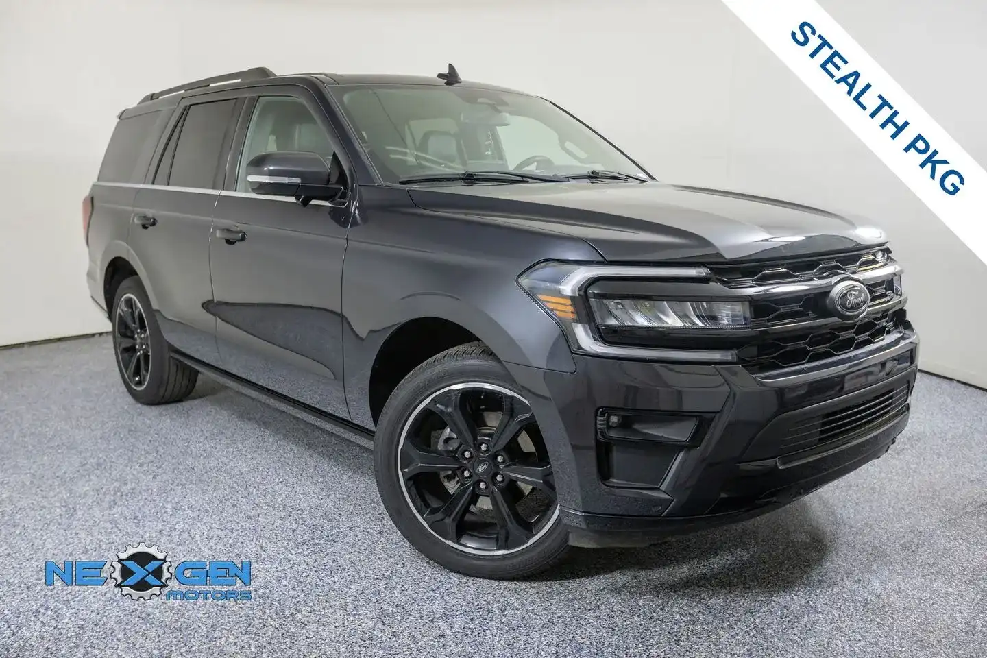 2024 Ford Expedition Limited 4X4's photo