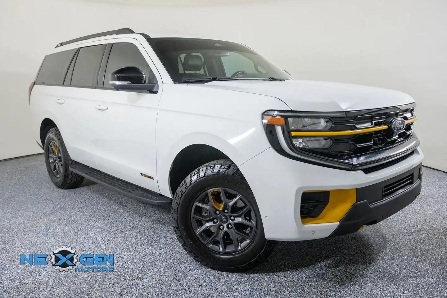 2025 Ford Expedition Tremor 4x4's photo