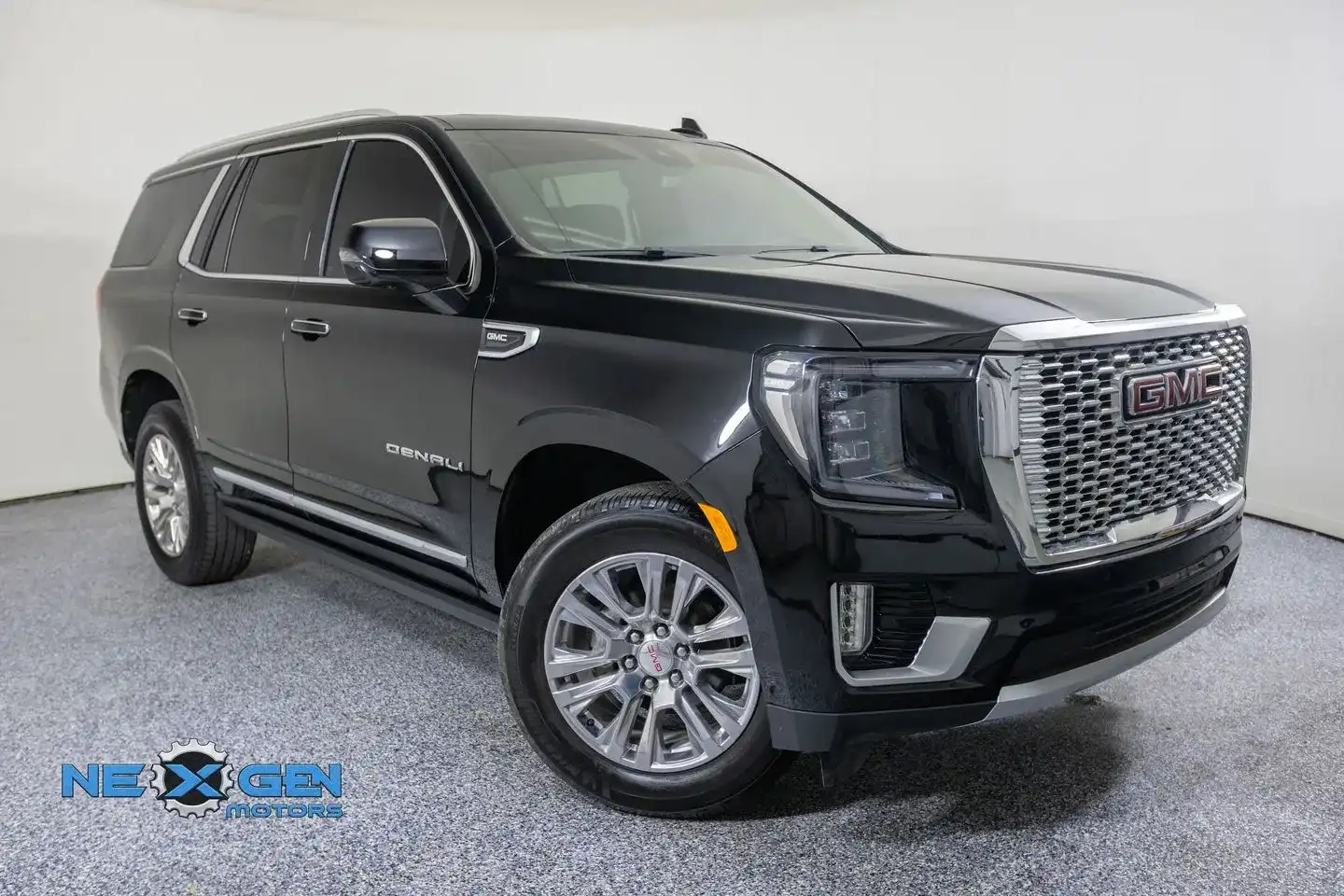 2023 GMC Yukon 4WD Denali's photo