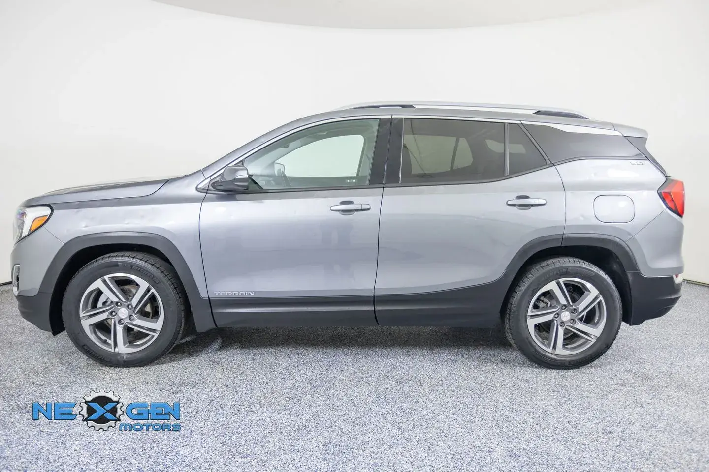 2020 GMC Terrain SLT AWD photo 4