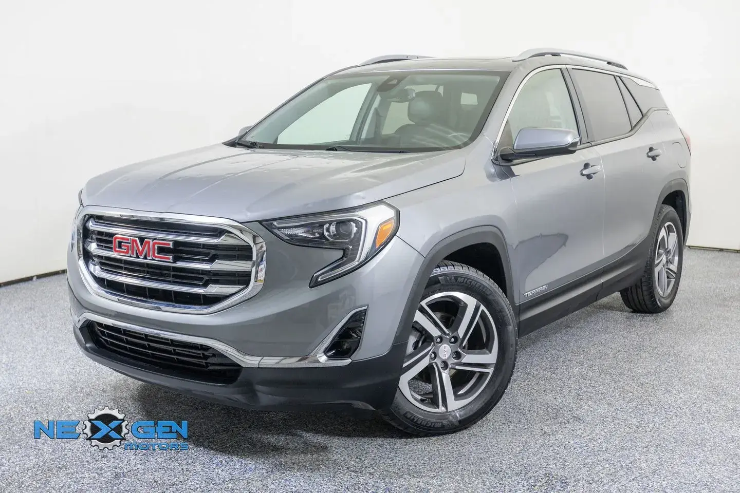 2020 GMC Terrain SLT AWD photo 3