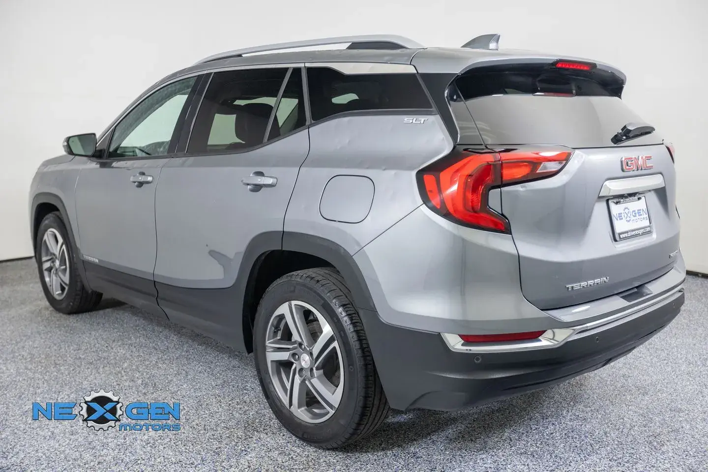 2020 GMC Terrain SLT AWD photo 5
