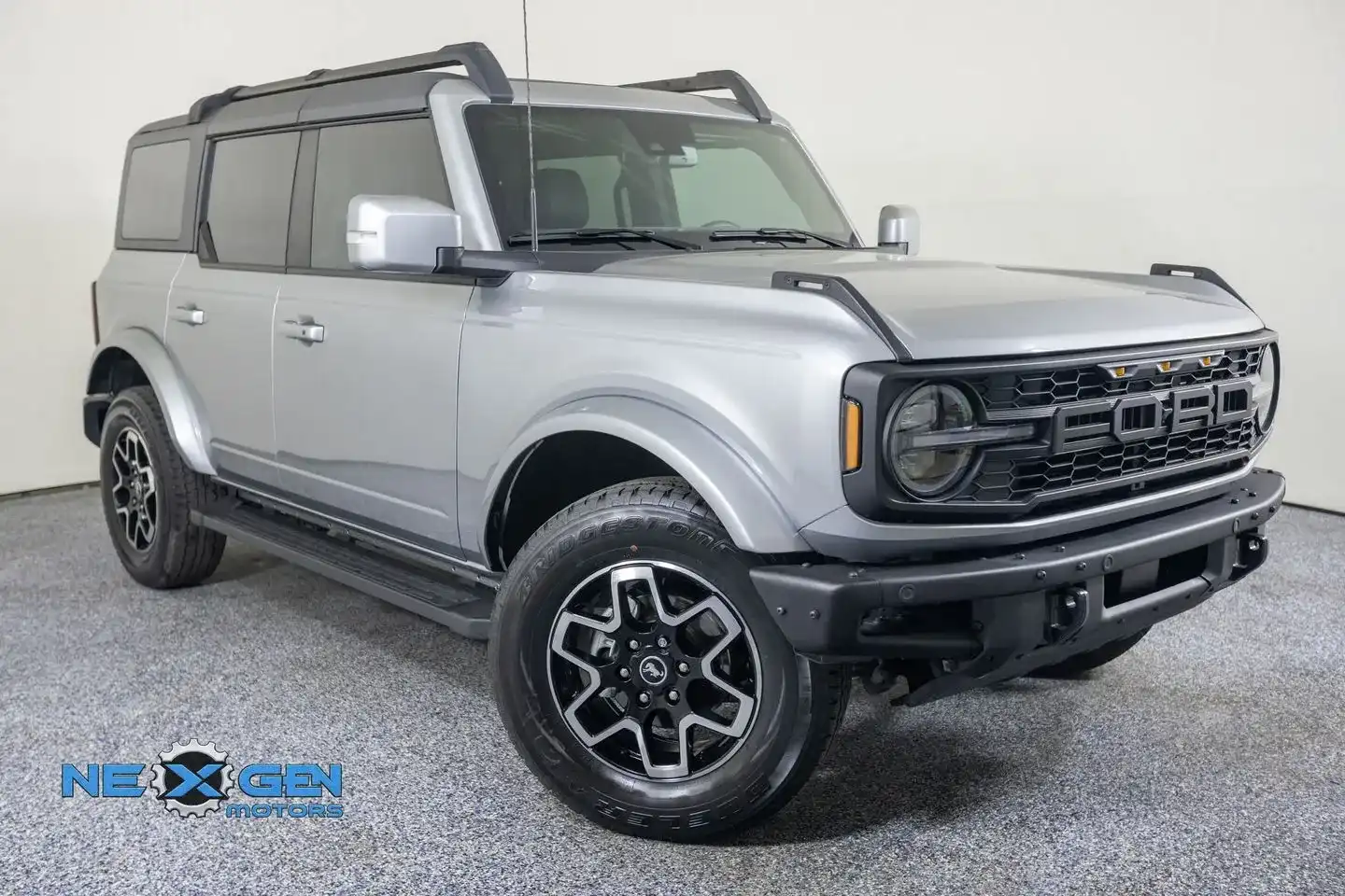 2024 Ford Bronco Outer Banks 4x4's photo