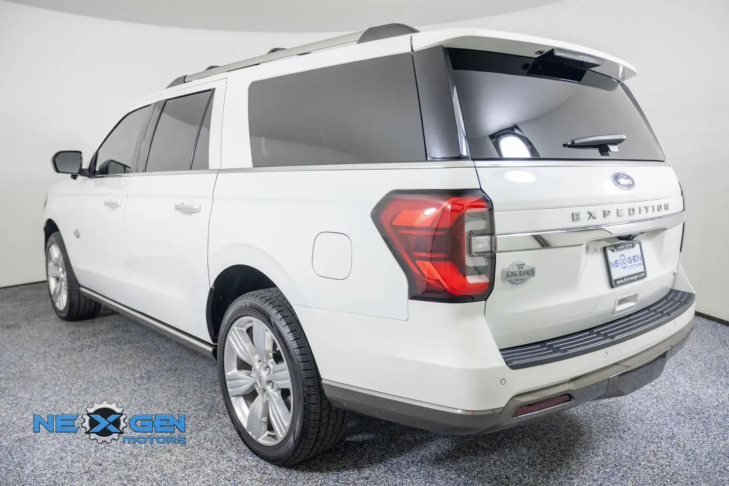 2024 Ford Expedition King Ranch MAX 4x4 photo 5