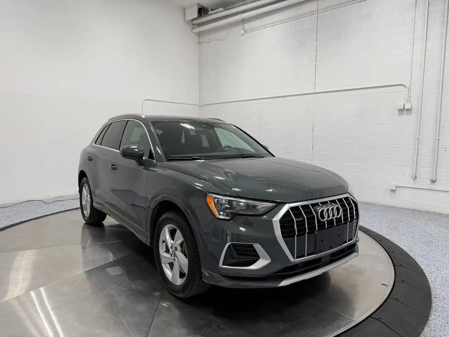 2020 Audi Q3 45 TFSI Premium quattro's photo