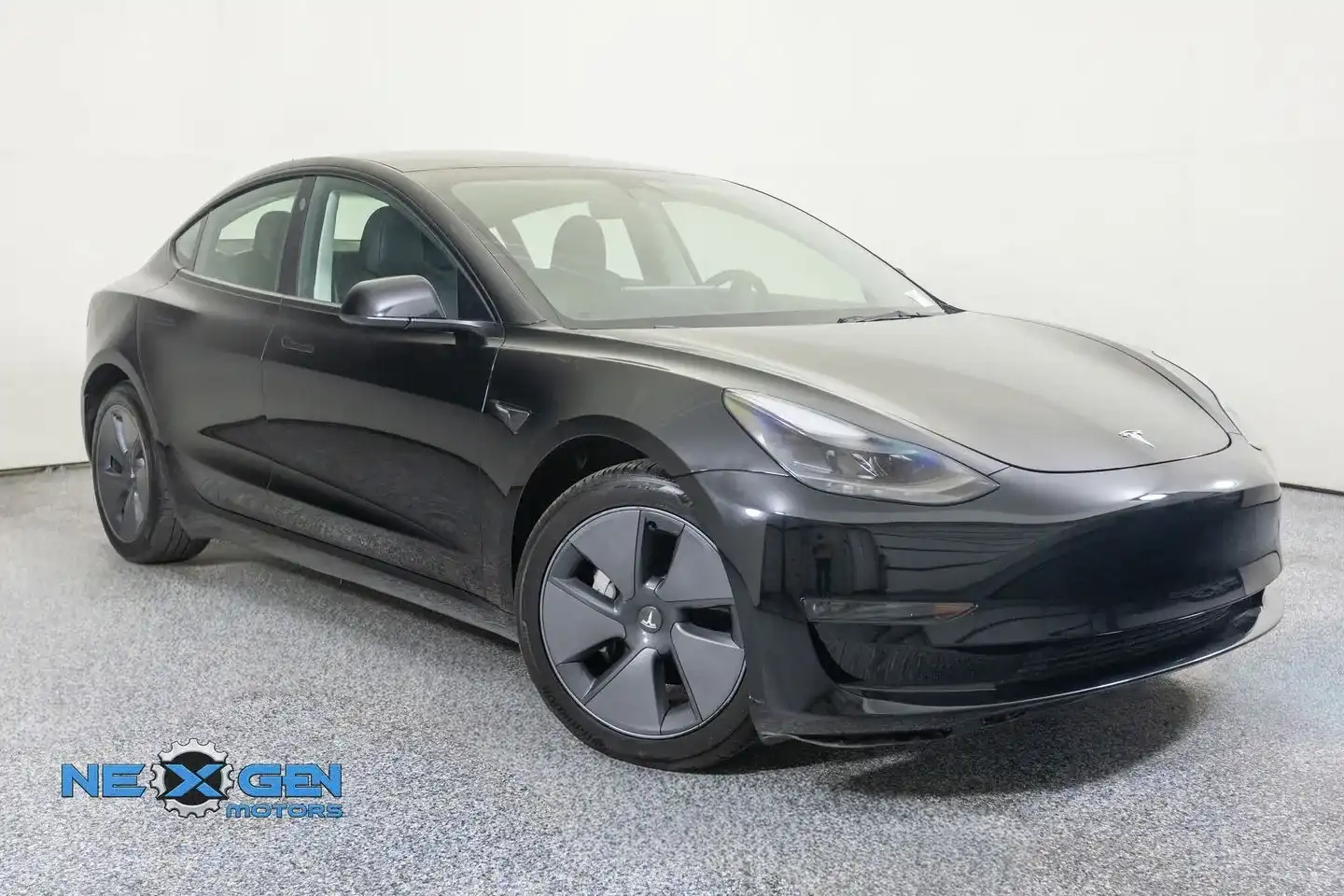 2023 Tesla Model 3 Long Range's photo