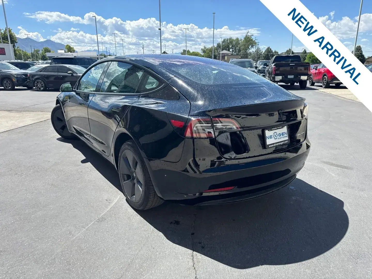 2023 Tesla Model 3 Long Range photo 5