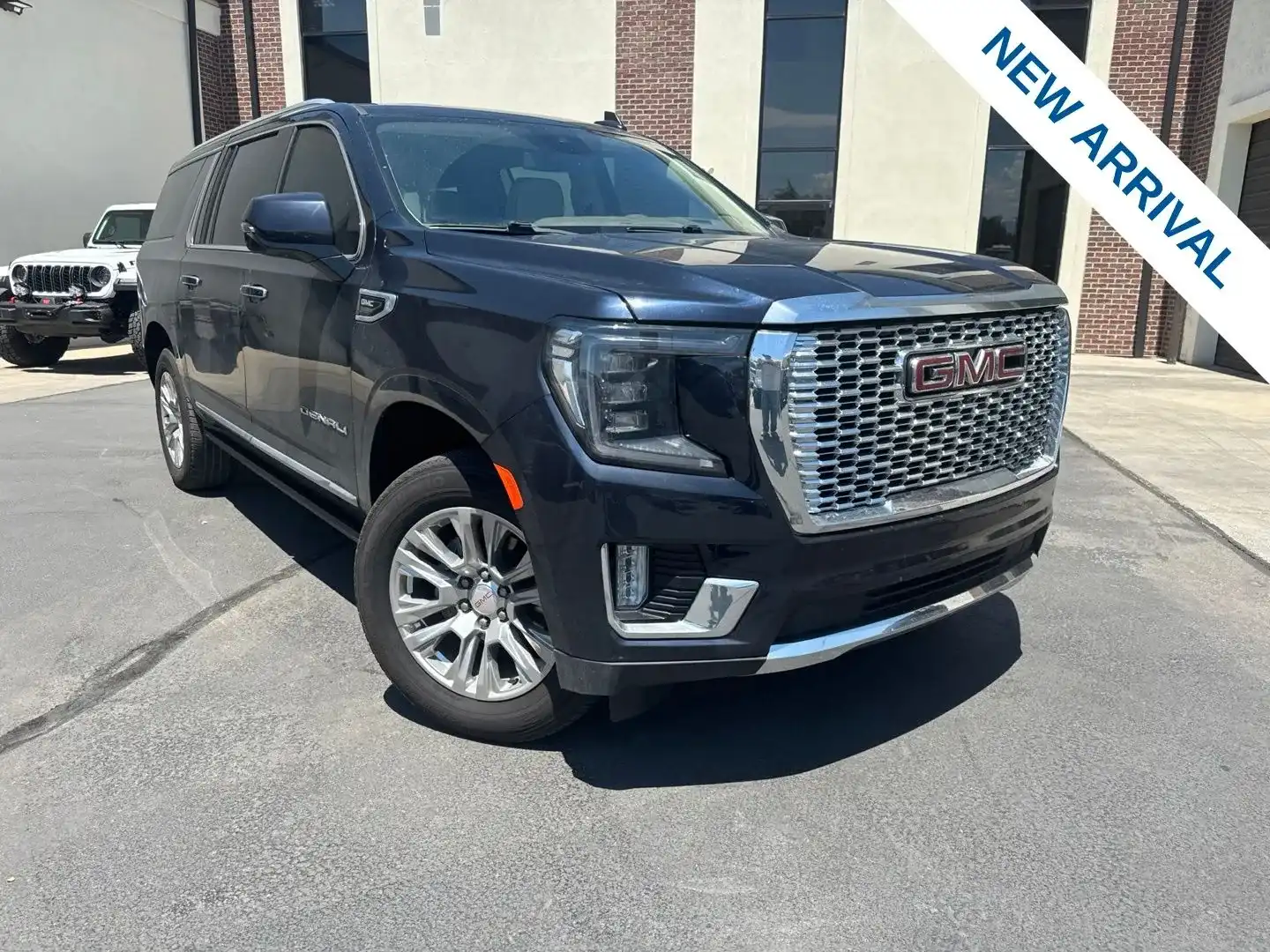 2023 GMC Yukon Denali AWD's photo