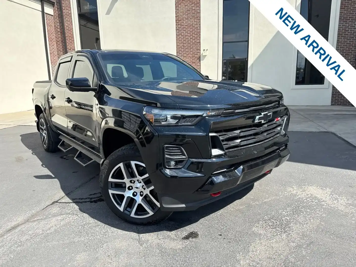 2024 Chevrolet Colorado 4WD Z71 Crew Cab Short Box's photo
