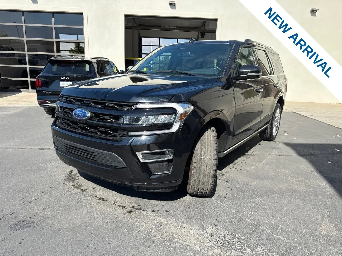 2024 Ford Expedition Limited 4X4 photo 3