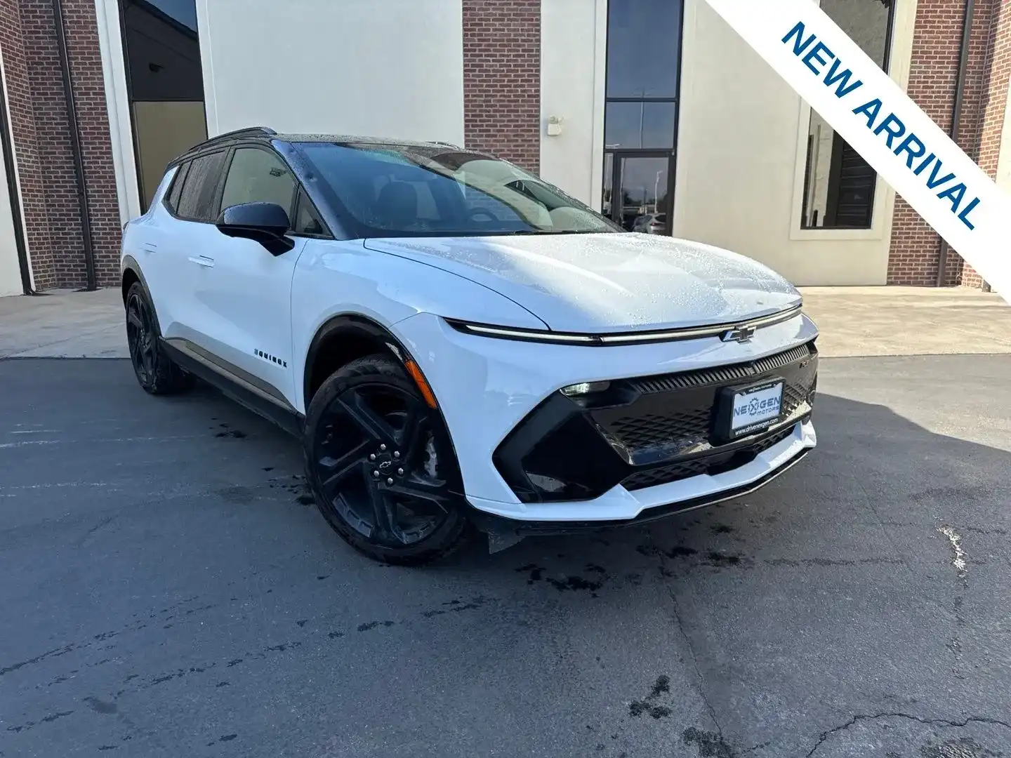 2024 Chevrolet Equinox EV 2RS FWD's photo