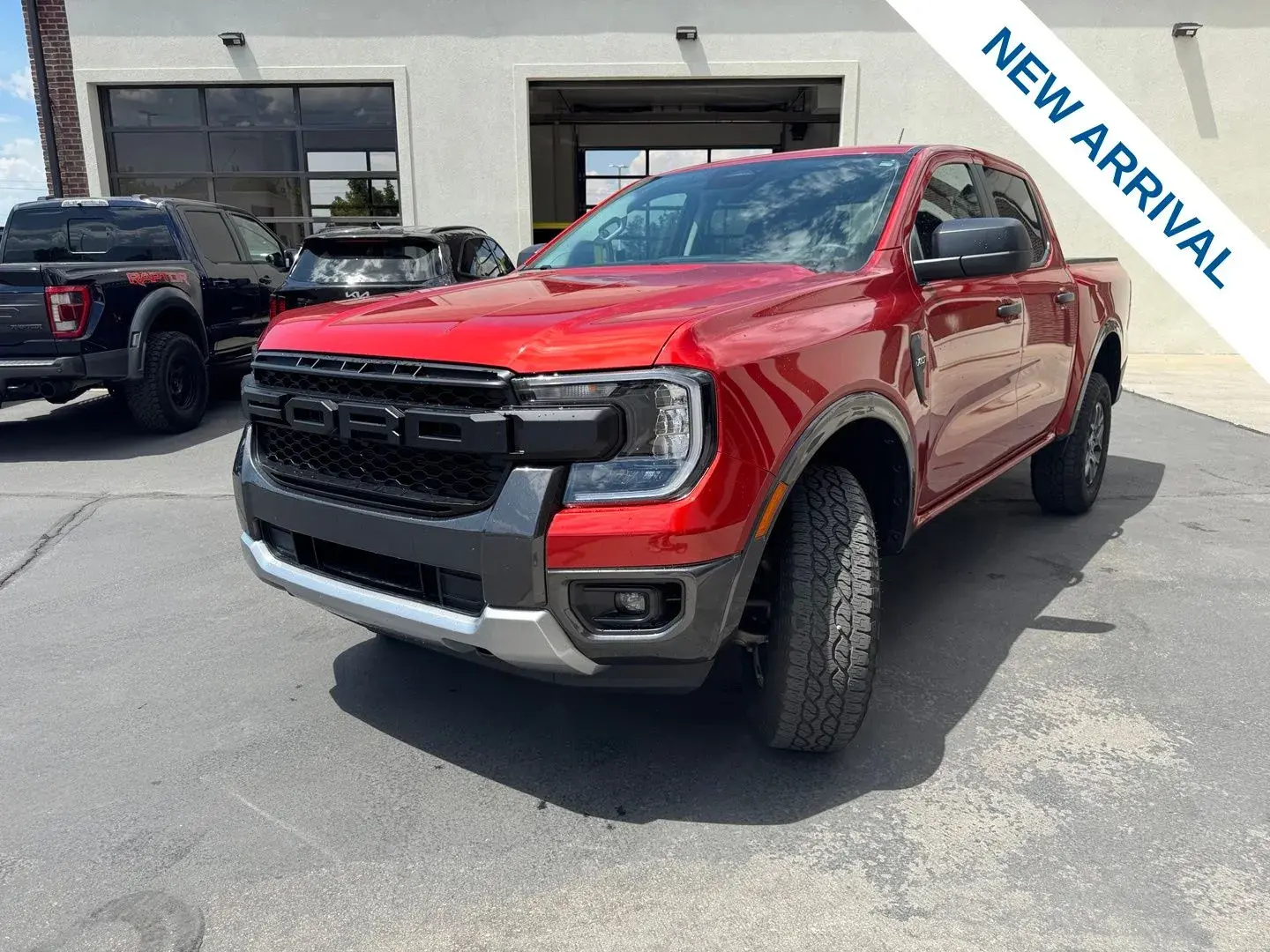 2024 Ford Ranger XLT 4x4 SuperCrew 5' Box photo 3