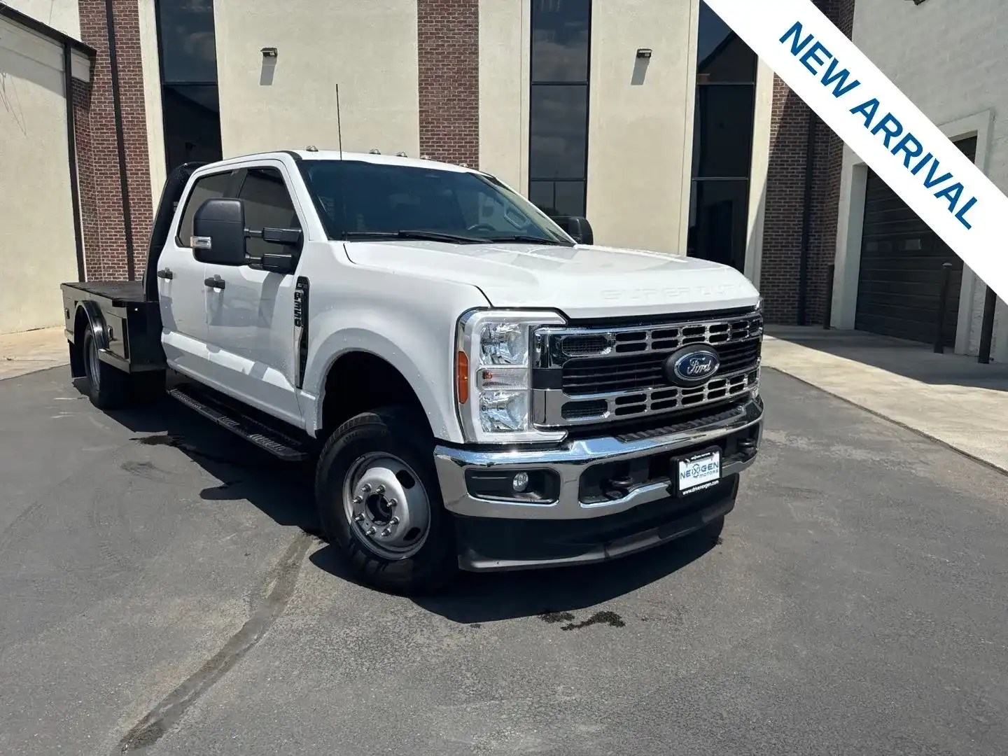2023 Ford F-350 XL 4x4 Crew Cab 179-In DRW's photo