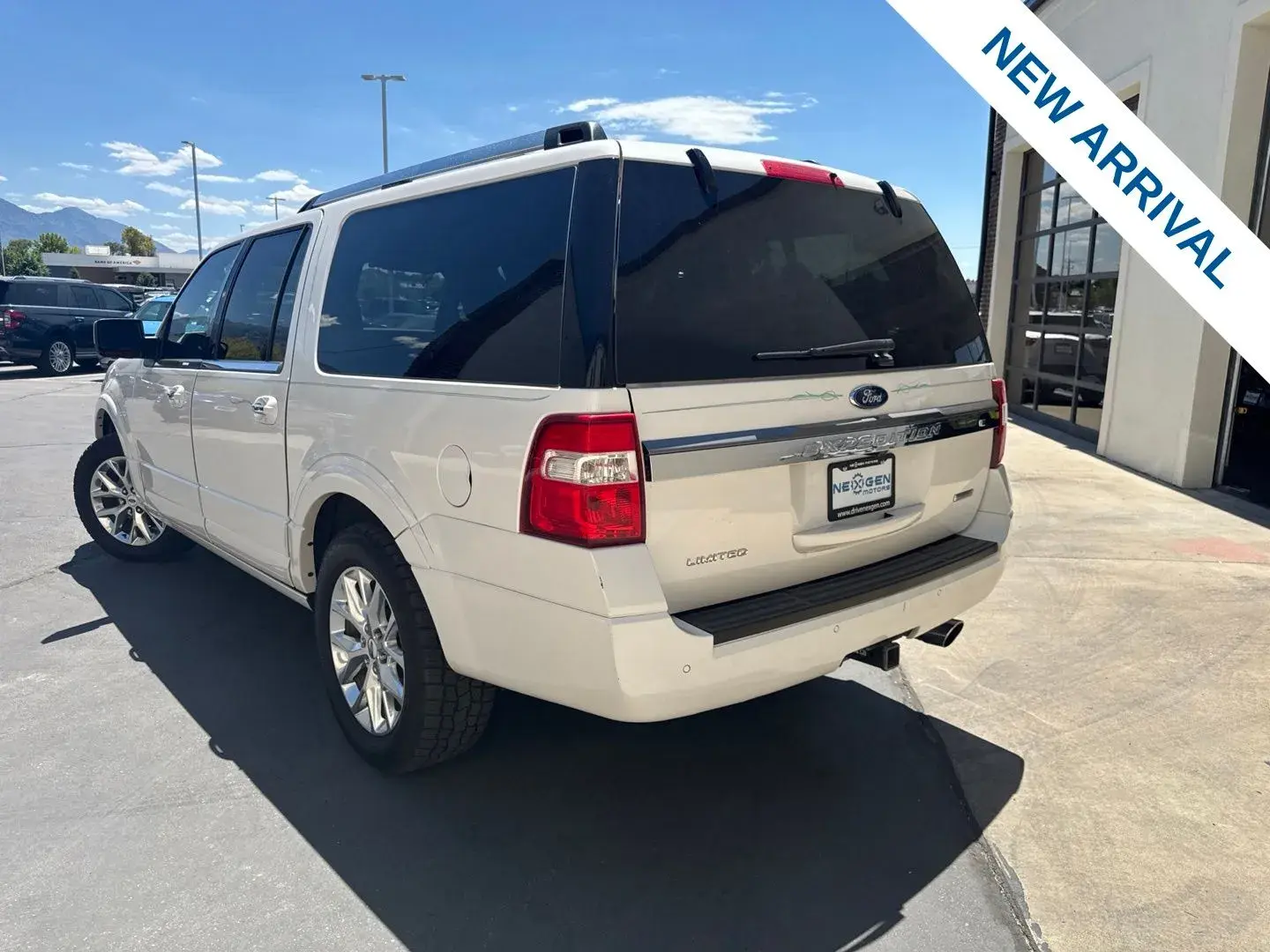 2017 Ford Expedition Limited 4x4 EL photo 5