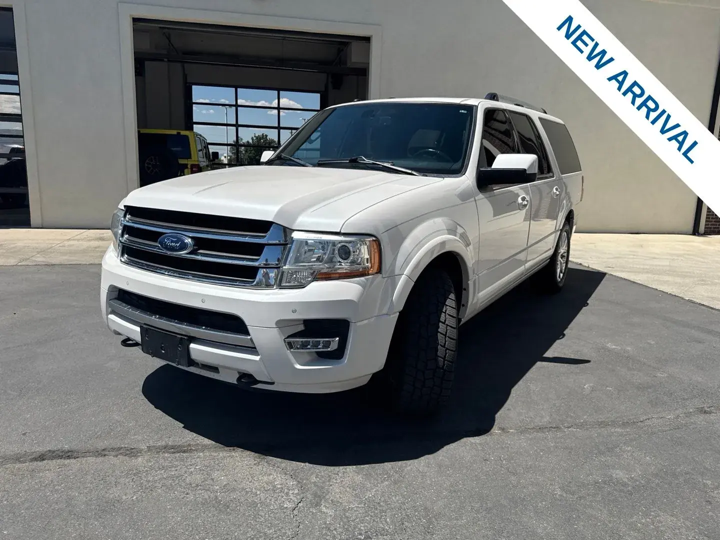 2017 Ford Expedition Limited 4x4 EL photo 3