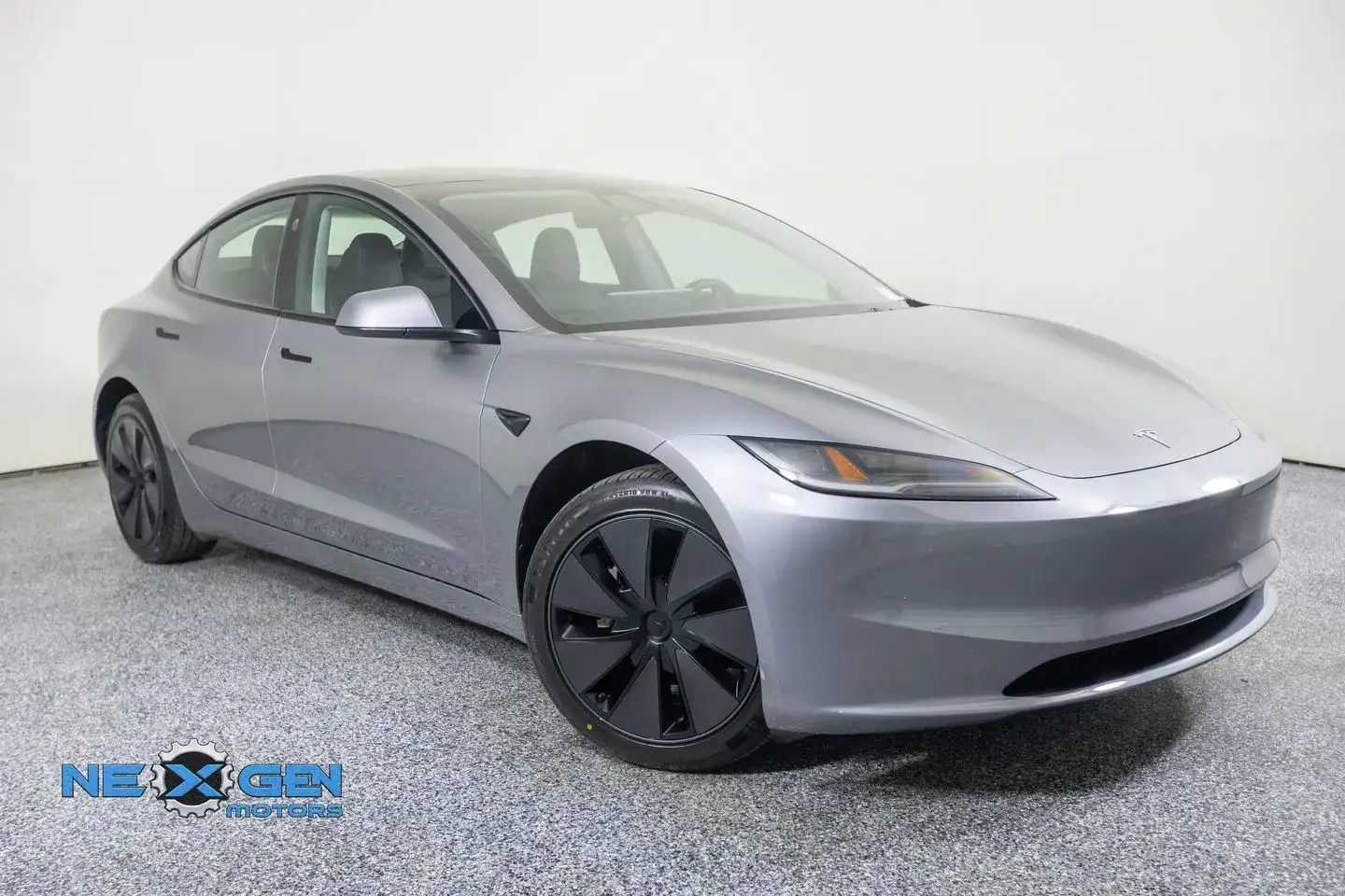 2025 Tesla Model 3's photo