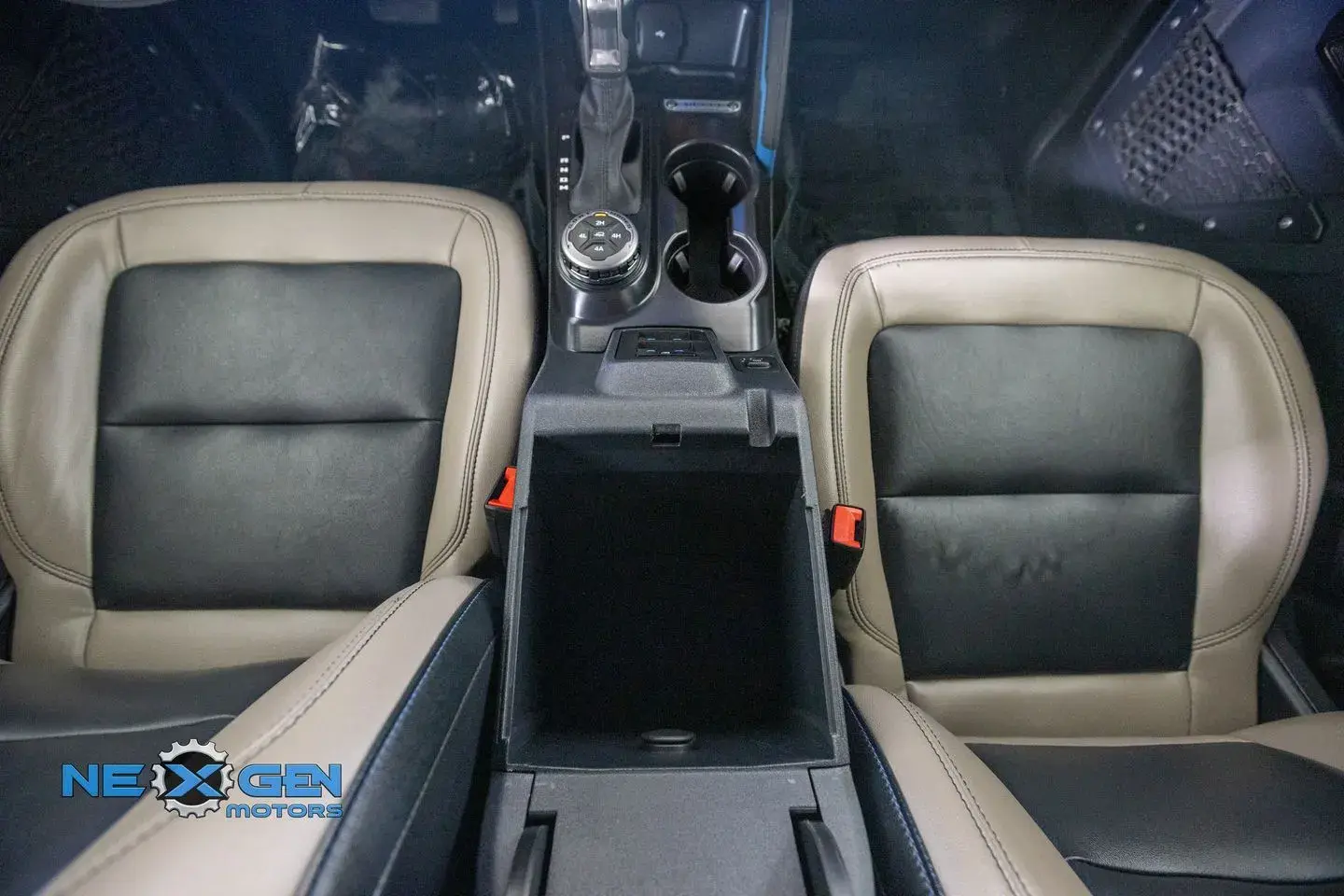 2024 Ford Bronco Wildtrak 4WD photo 5