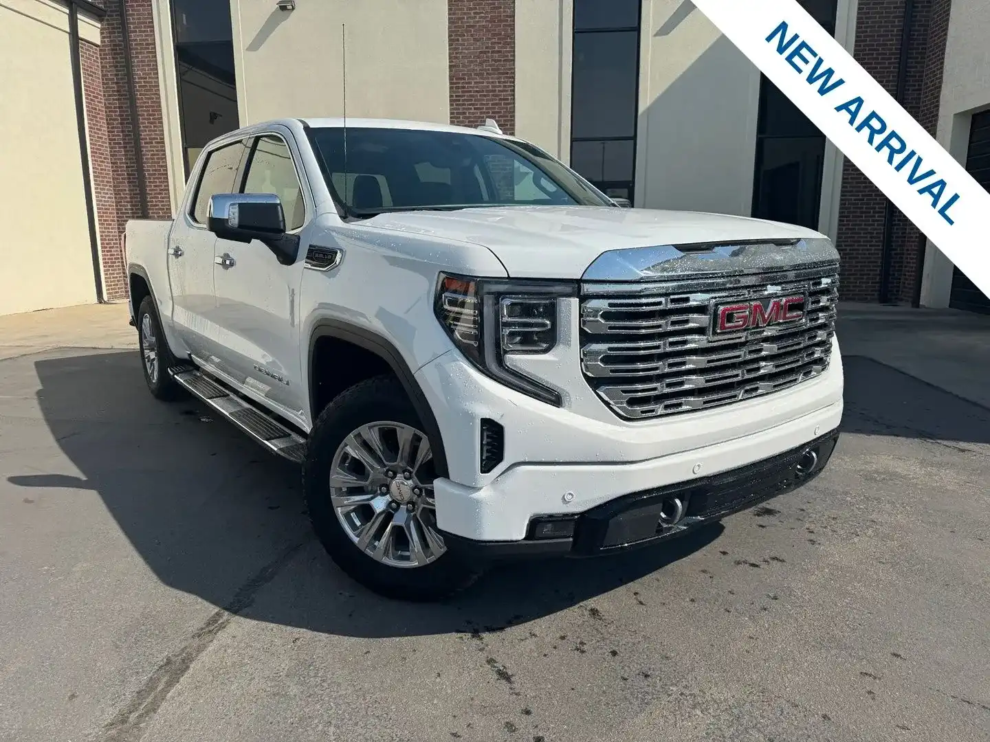 2024 GMC Sierra 4WD Crew Cab Short Box Denali's photo
