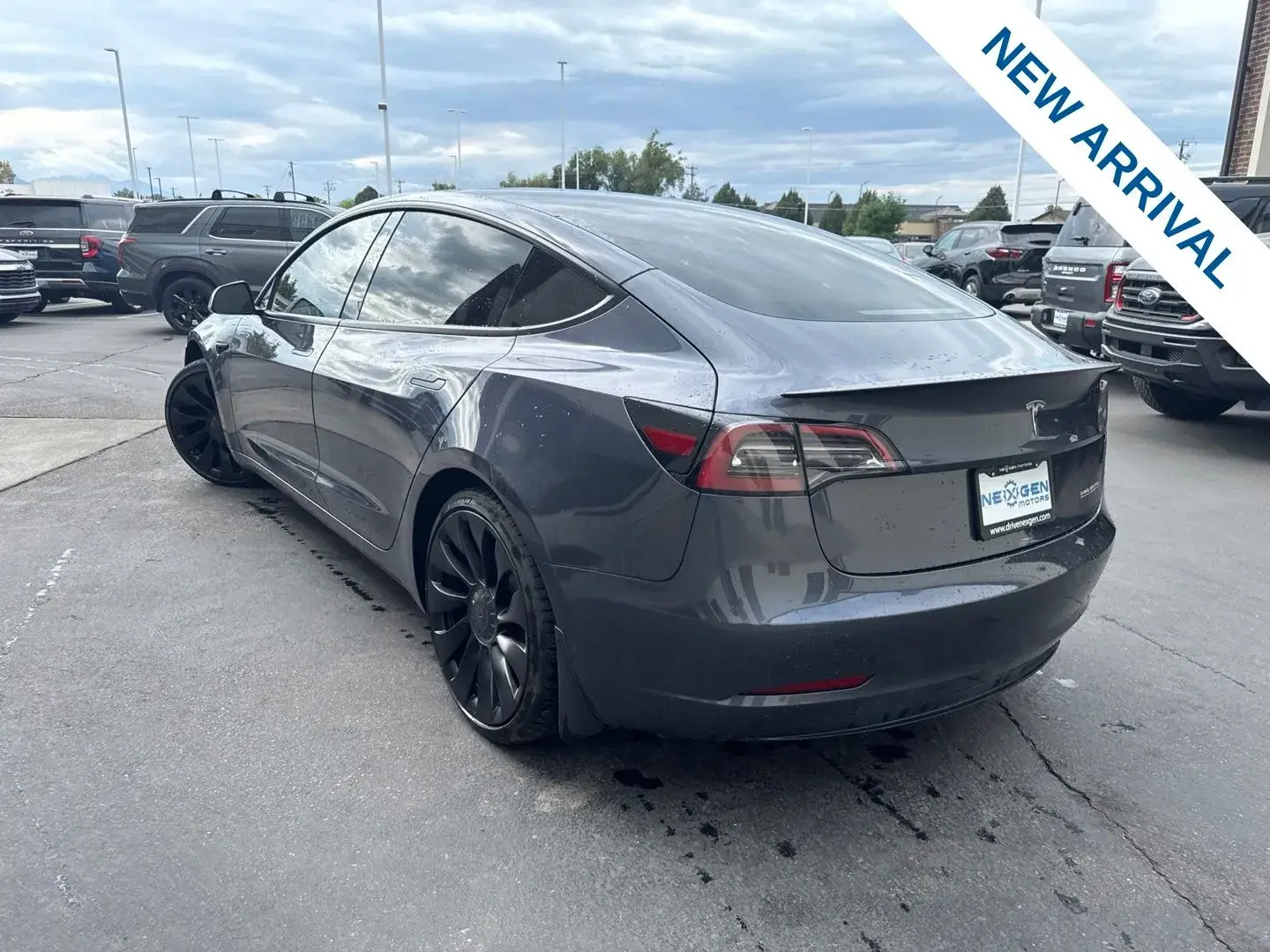 2023 Tesla Model 3 Performance photo 5