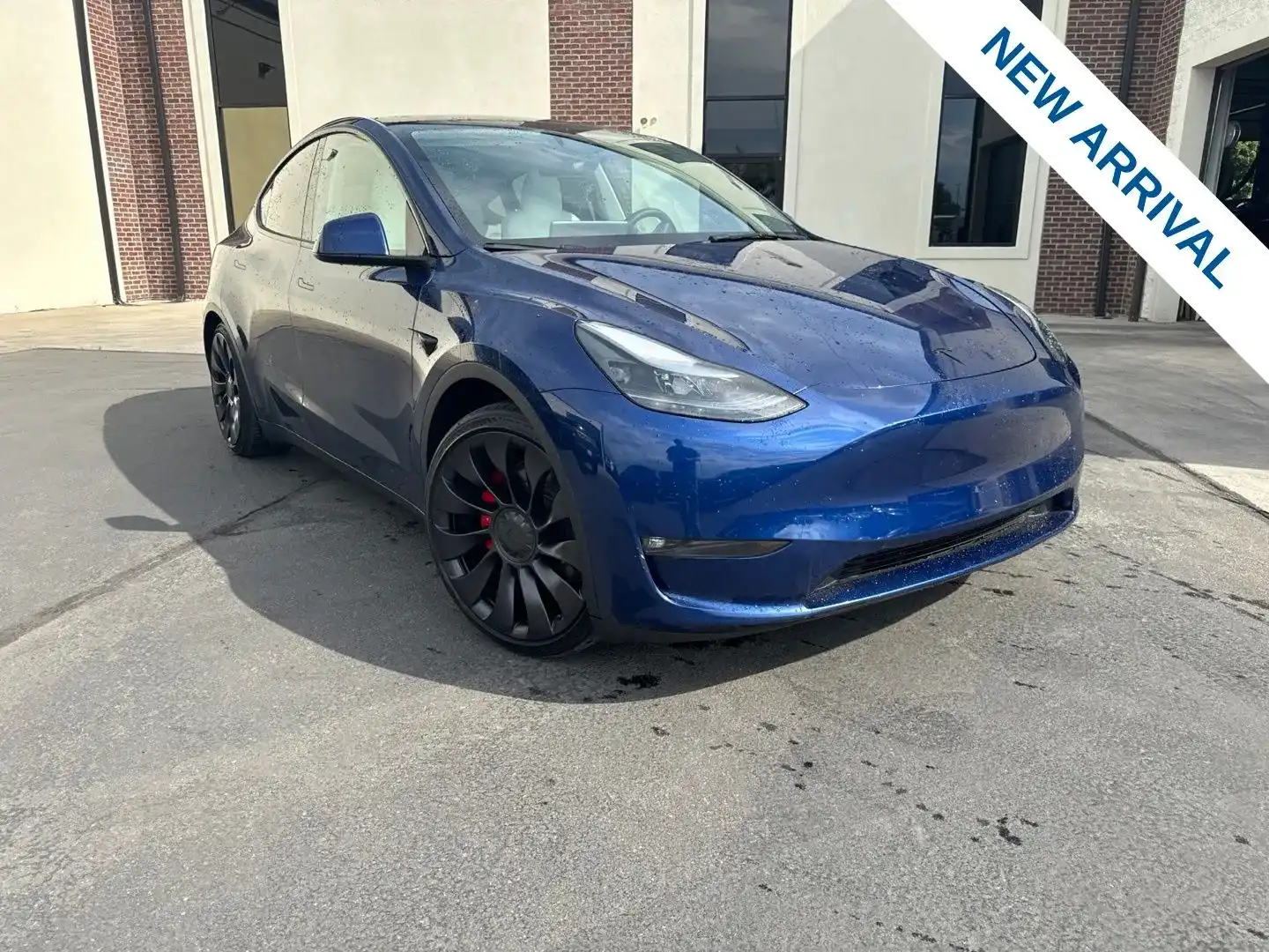 2023 Tesla Model Y Performance Dual Motor All-Wheel Drive's photo