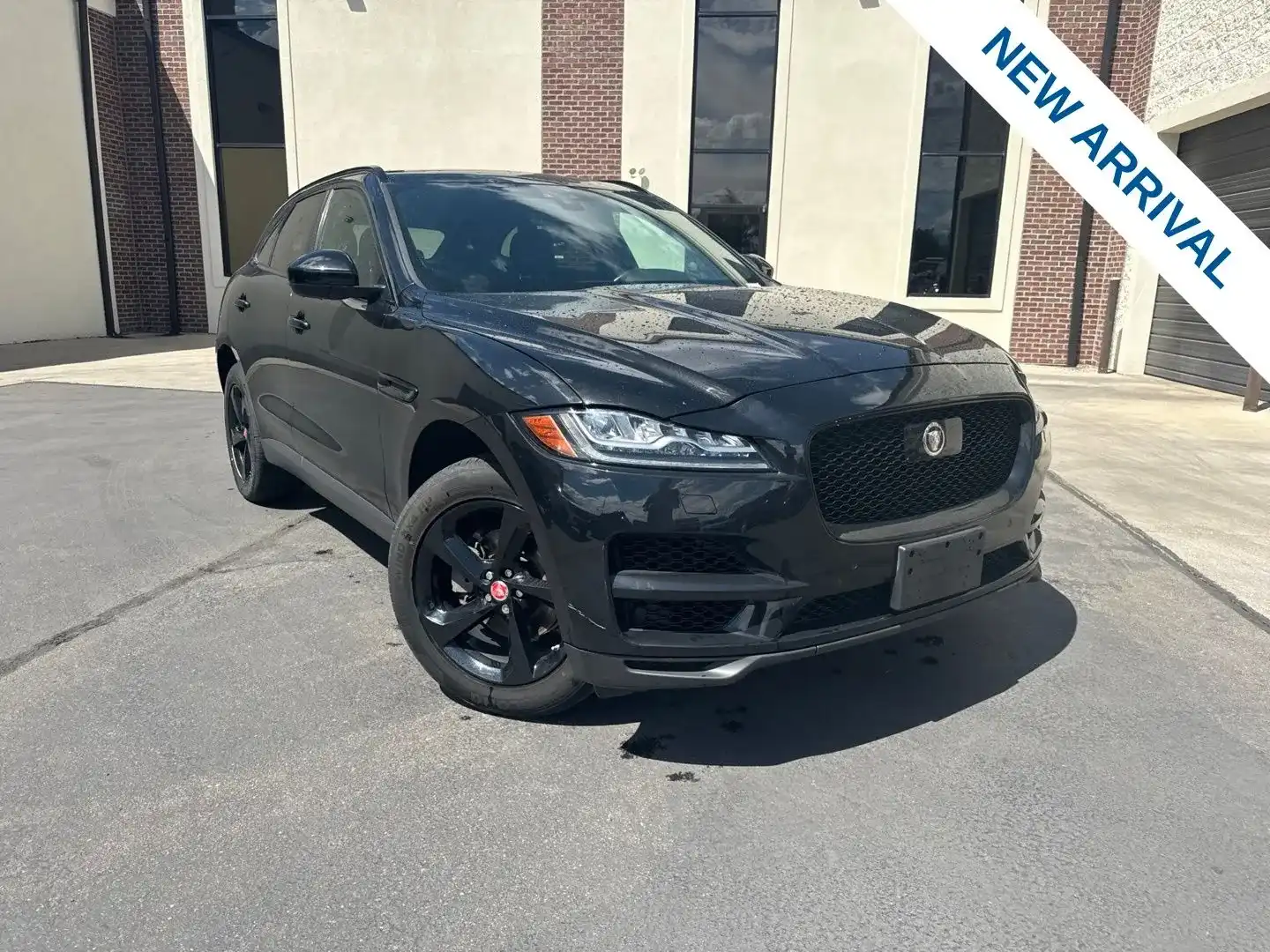 2019 Jaguar F-PACE 25t Prestige AWD's photo