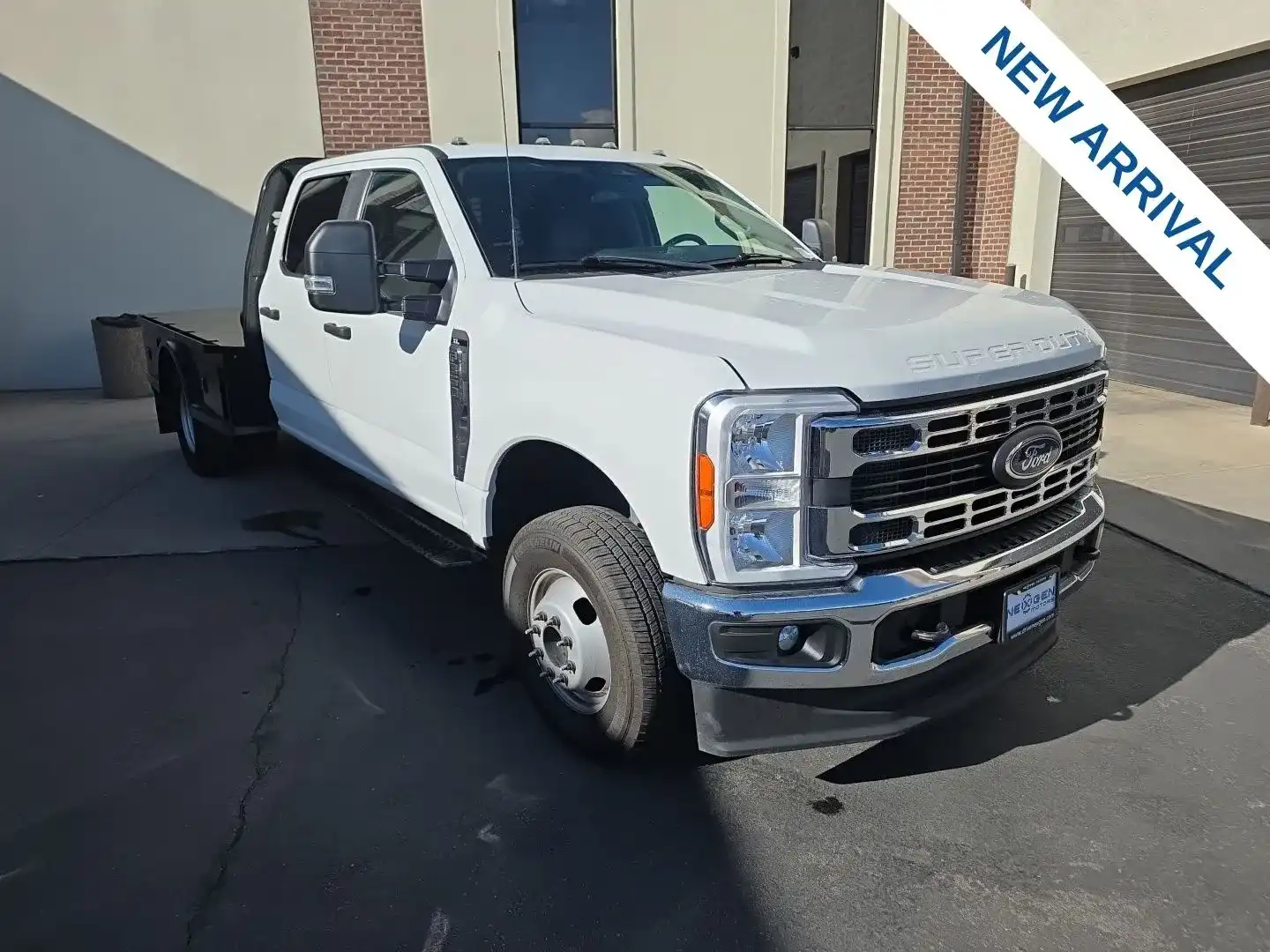 2023 Ford F-350 XL 4WD Crew Cab DRW 179 in's photo