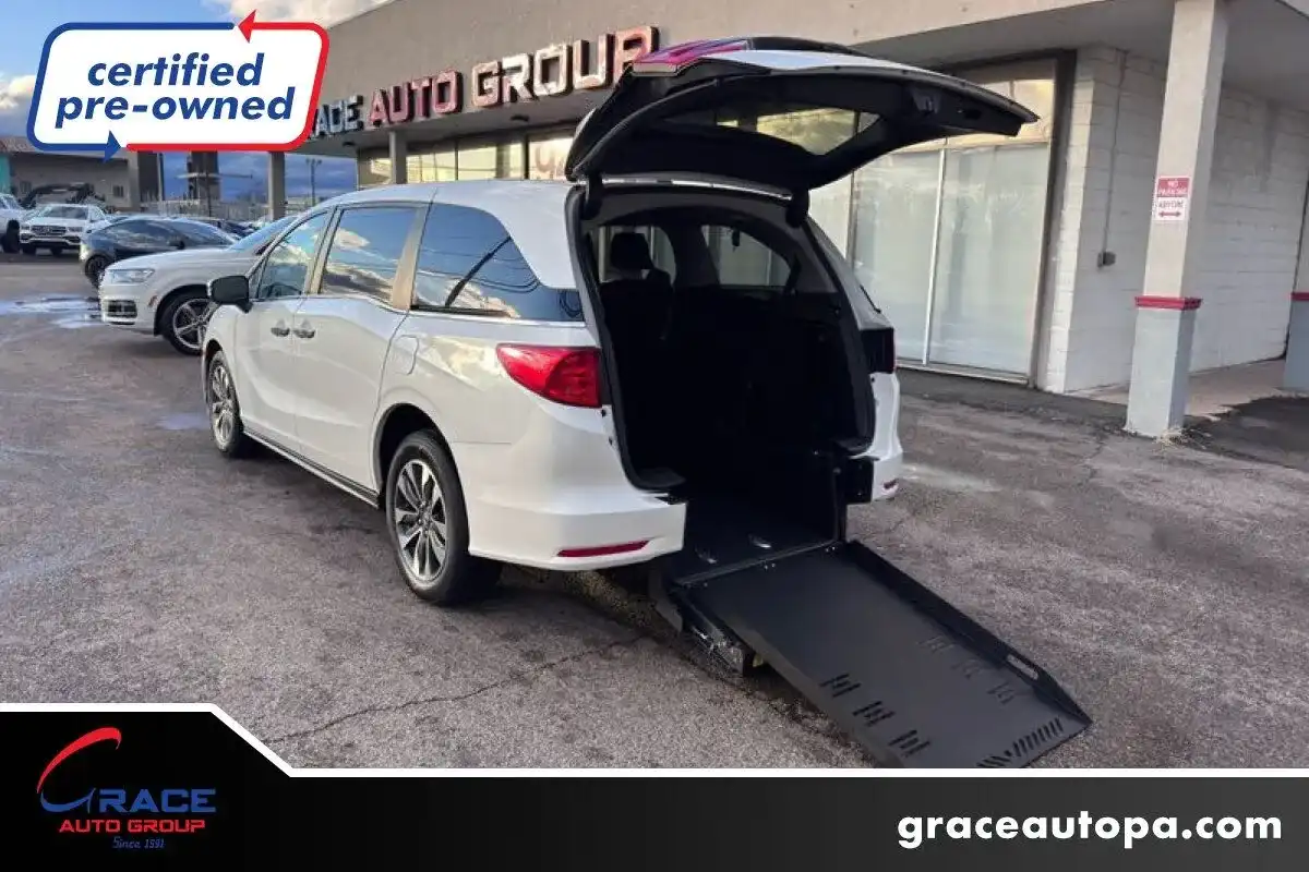 2021 Honda Odyssey EX-L's photo