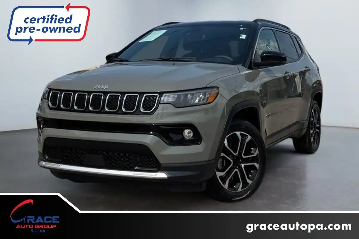 2023 Jeep Compass Limited 4X4's photo