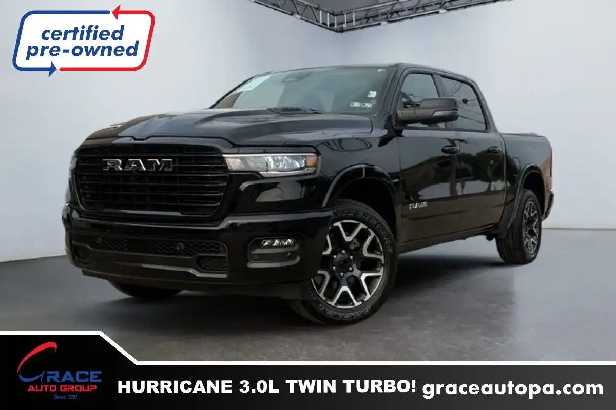 2026 RAM 1500 Laramie 4x4 Crew Cab 5'7's photo