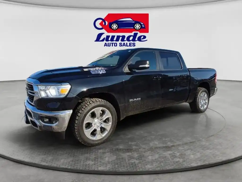 2021 RAM 1500 Big Horn/Lone Star 4x4 Crew Cab 5'7's photo