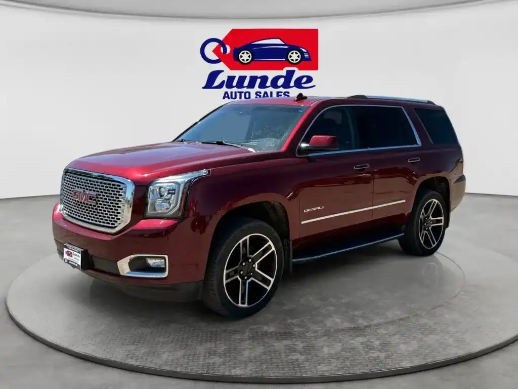 2017 GMC Yukon 4WD Denali's photo