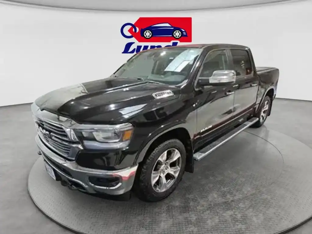 2022 RAM 1500 Laramie 4x4 Crew Cab 5'7's photo
