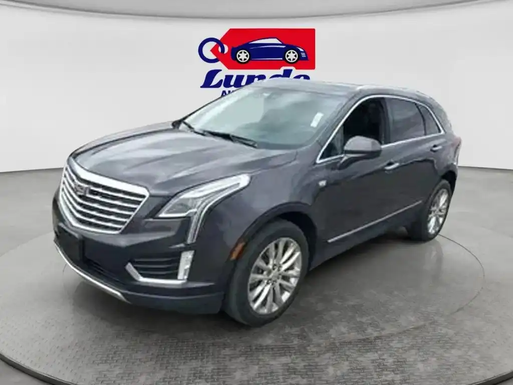 2017 Cadillac XT5 AWD Platinum's photo