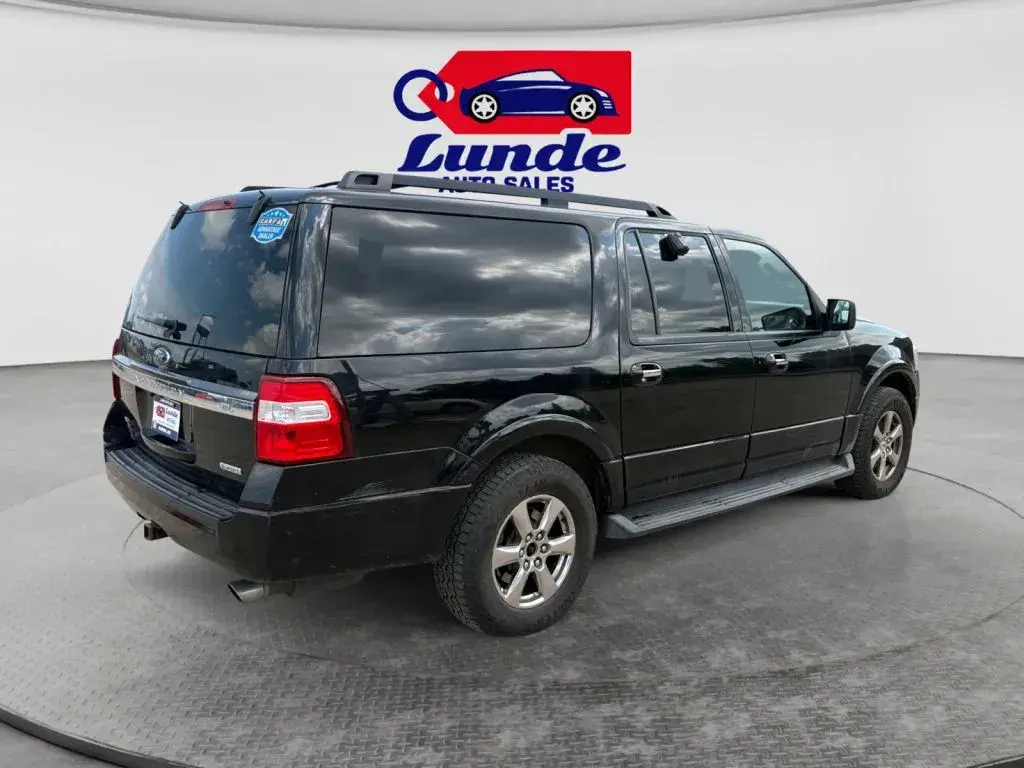 2017 Ford Expedition XLT EL photo 5