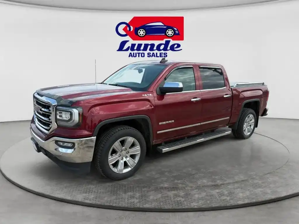 2017 GMC Sierra 4WD Crew Cab Short Box SLT's photo