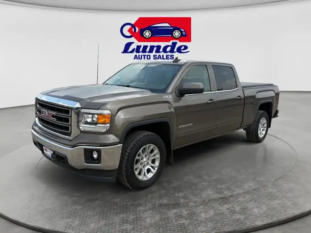 2015 GMC Sierra 4WD Crew Cab SLE SWB's photo